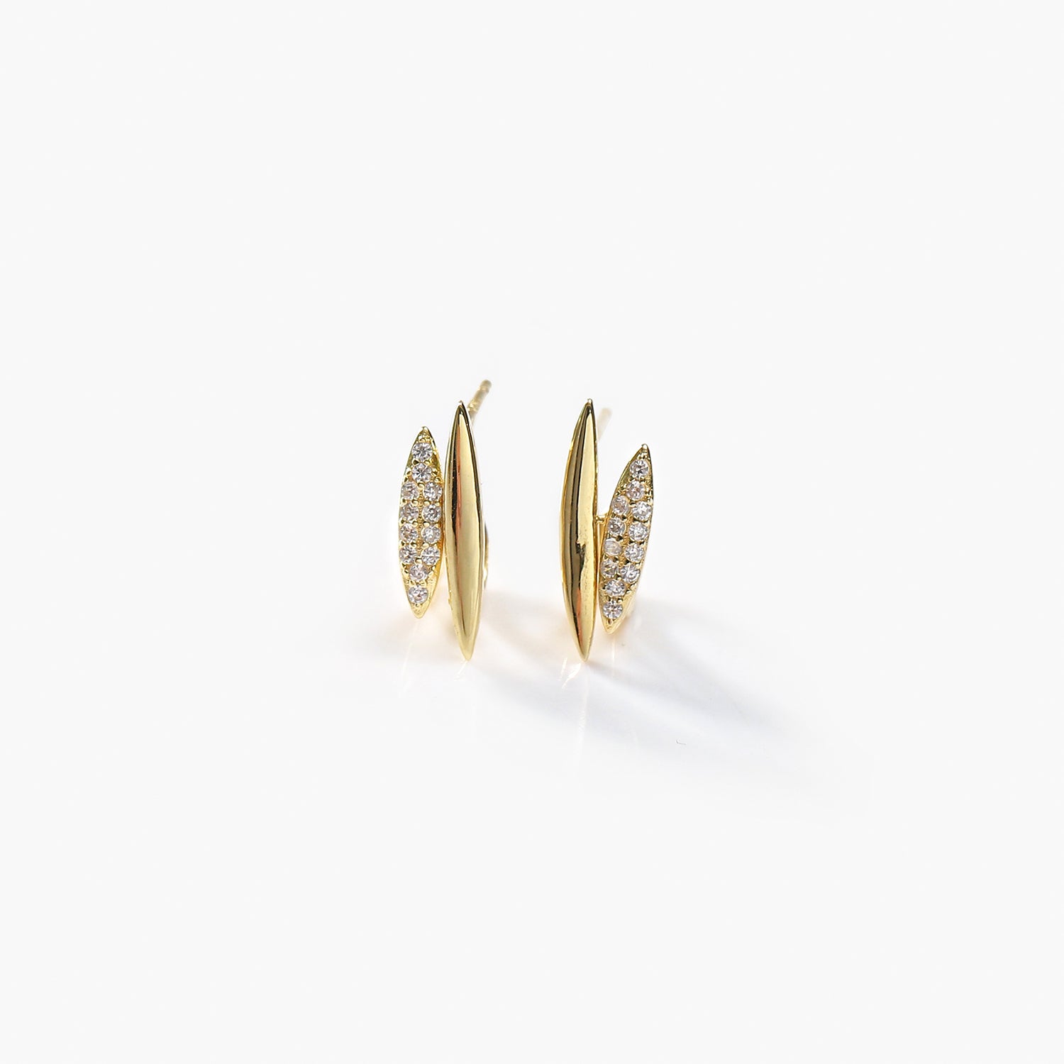 Simple Style and Exquisite Earrings