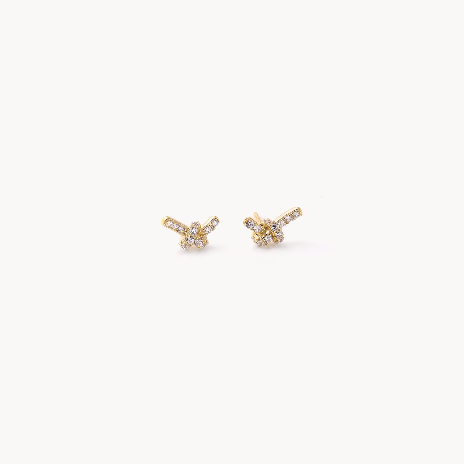 Small and Exquisite Female Zirconium Stud Earrings