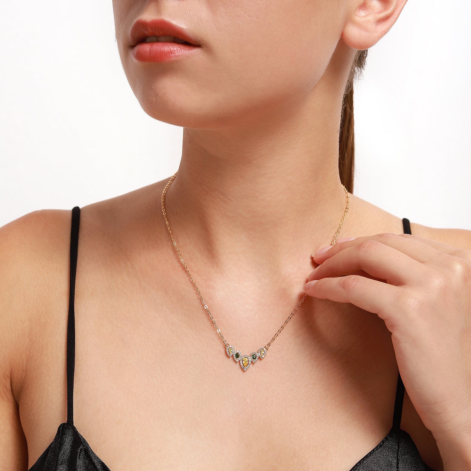 18K Gold Heart Pendant Zircon Necklace