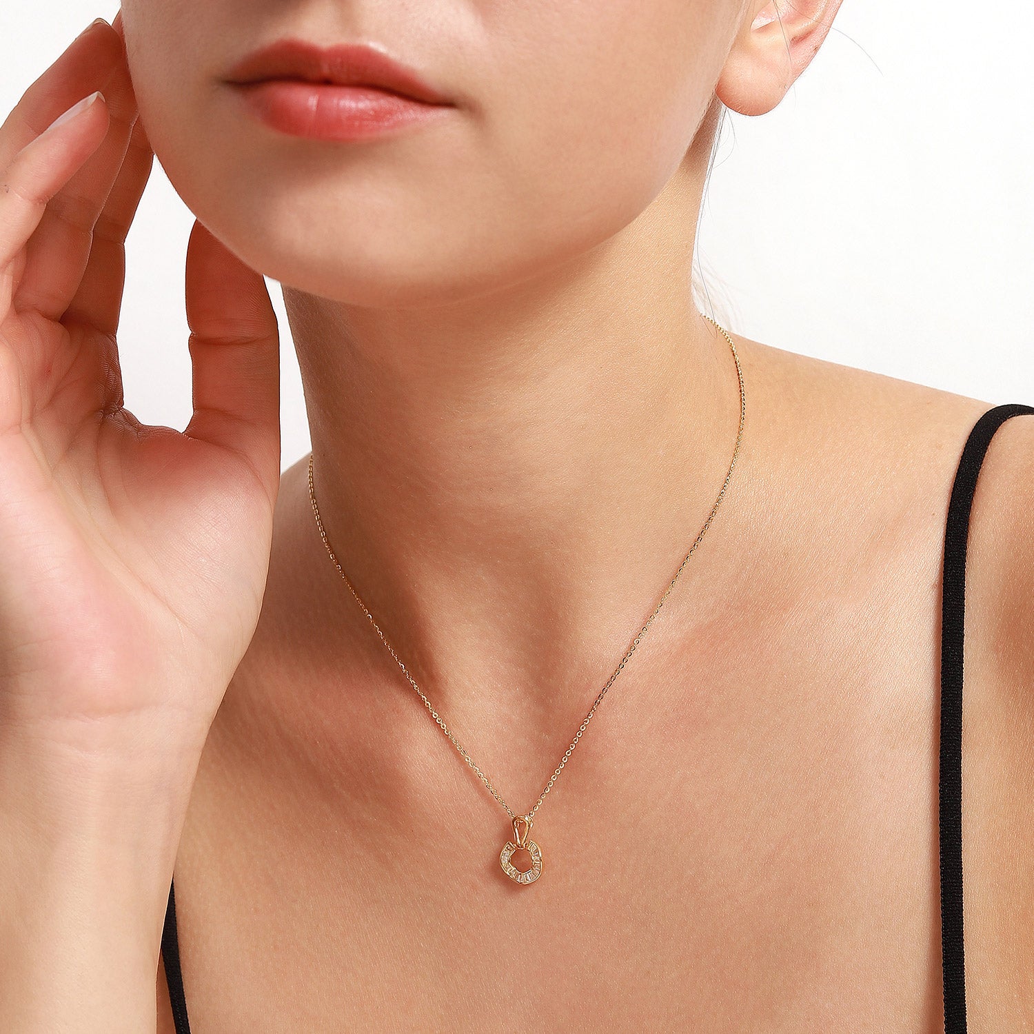 Simple Fashion Inlaid Zirconium Clavicle Chain