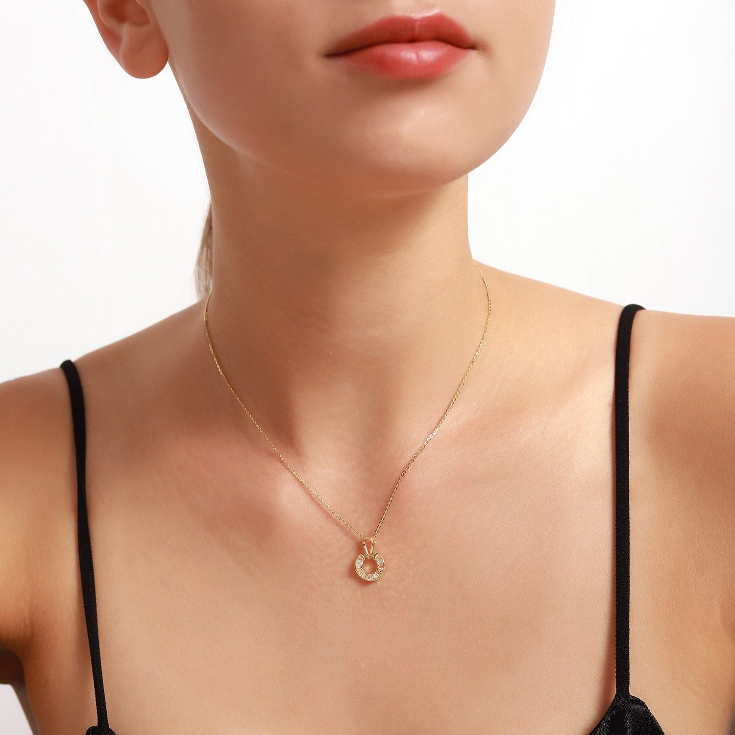 Simple Fashion Inlaid Zirconium Clavicle Chain