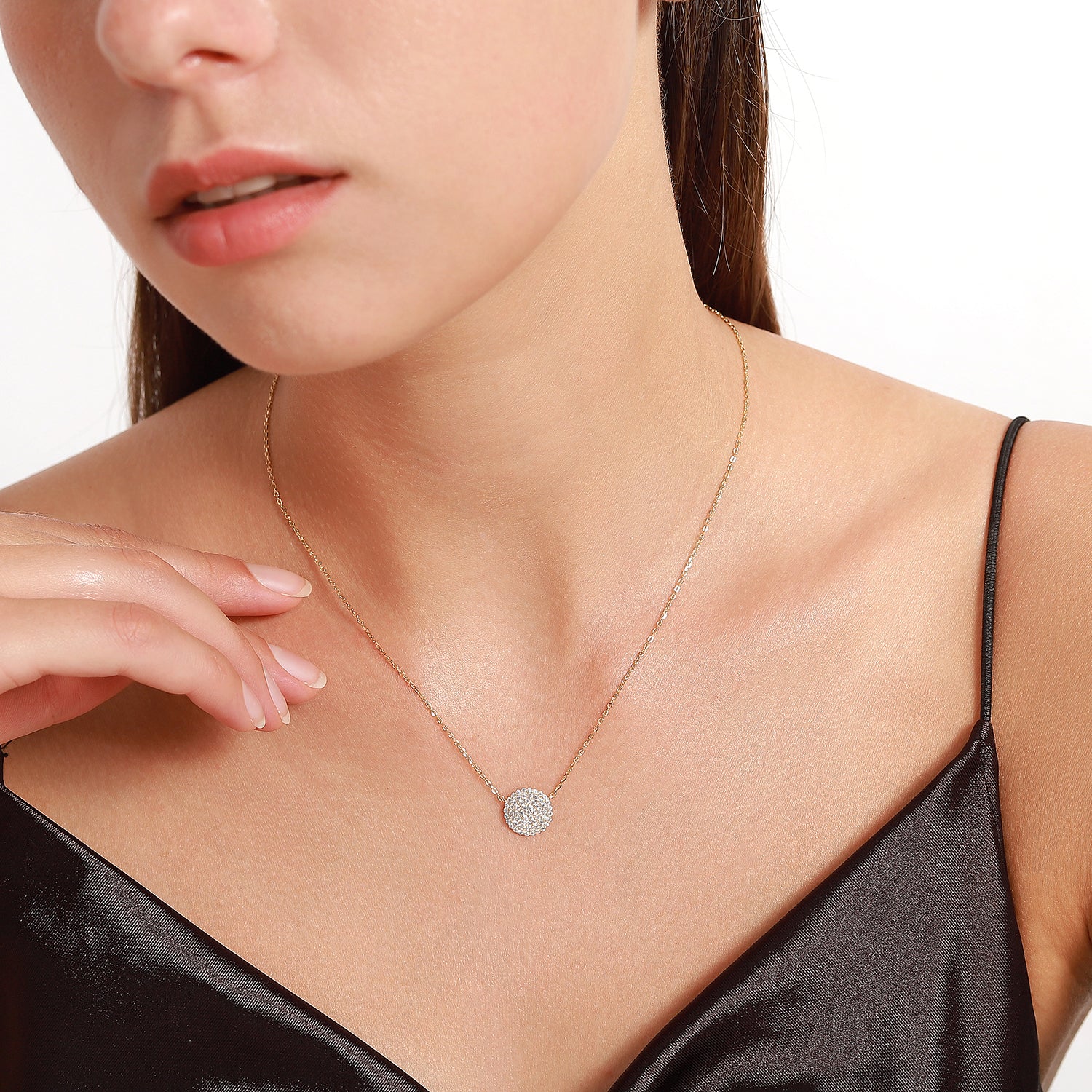 Simple Round Clavicle Chain with Diamond